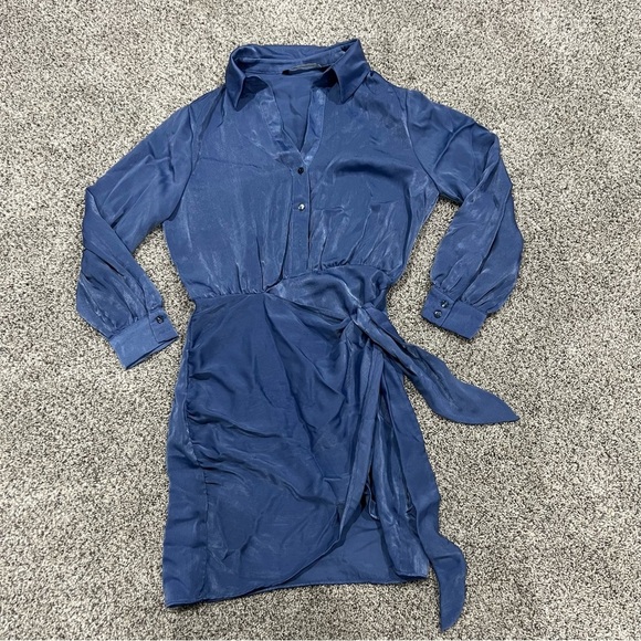 ZARA WOMAN FW21 INDIGO Blue SATIN EFFECT Wrap Style Mini DRESS Size XS - Picture 2 of 10